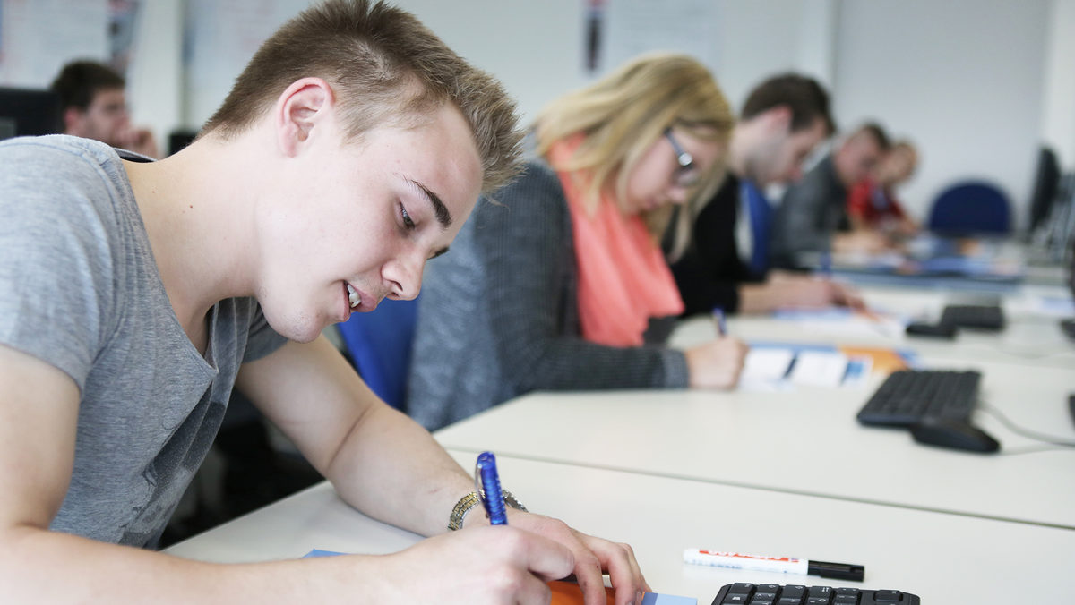 Interessante Kurse und Seminare finden Interessante Kurse und Seminare finden